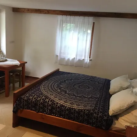 Apartment Pajta *